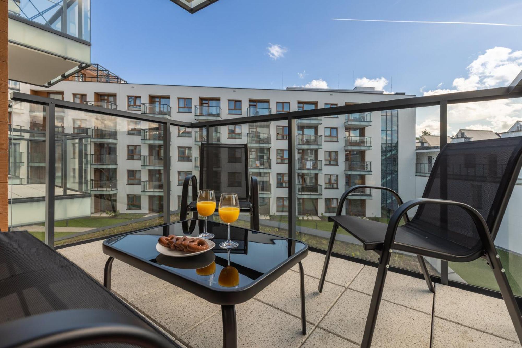 Sun & Beach Apartments Bel Mare With Parking By Noclegi Renters Miedzyzdroje Ngoại thất bức ảnh